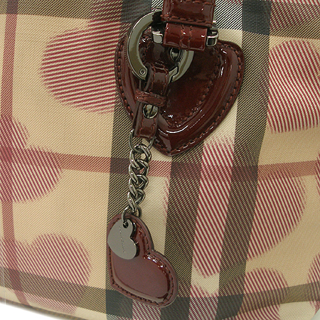 Burberry(������) ��� üũ ��Ʈ ��� ���� ��Ʈ�� [��������] �̹���4 - ���̺��� �߰���ǰ