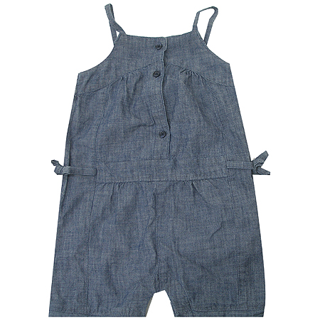 ��  ��������