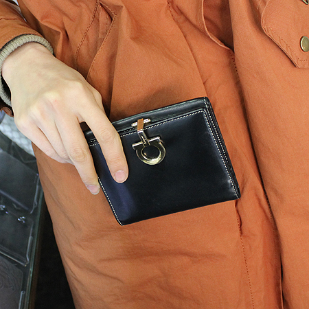 Ferragamo(��󰡸�) 22 0778 ���� ���� ���� ��ġ�� ������ �̹���5 - ���̺��� �߰���ǰ