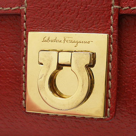 Ferragamo(��󰡸�) 21 1827 ���� ��ġ�� ��� ����� �̹���4 - ���̺��� �߰���ǰ