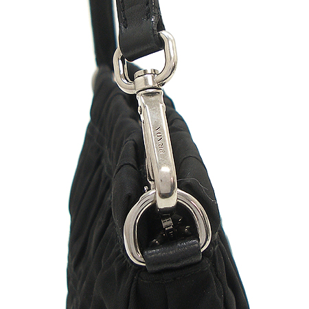 Prada(�����) 1N1374 ������ �к긯 �Ŀ�ġ ����� �̹���4 - ���̺��� �߰���ǰ