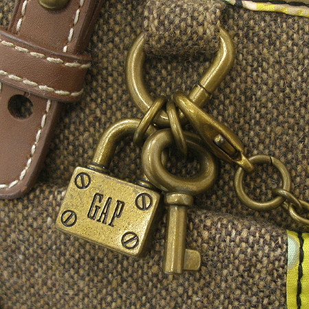 GAP(��) ���� ȥ�� ��Ʈ�� �̹���3 - ���̺��� �߰���ǰ