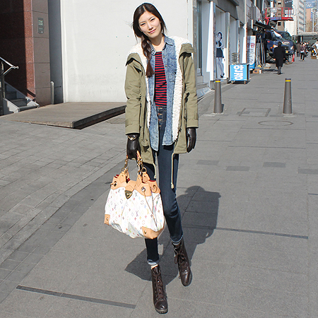 Louis Vuitton(���̺���)  M40123 ���׷� ��Ƽ �÷� ȭ��Ʈ �콶�� ����� [�б�������] �̹���6 - ���̺��� �߰���ǰ