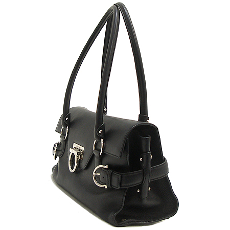 Ferragamo(��󰡸�) 21 4862 ���� ��ġ�� �ΰ� ����� �̹���3 - ���̺��� �߰���ǰ