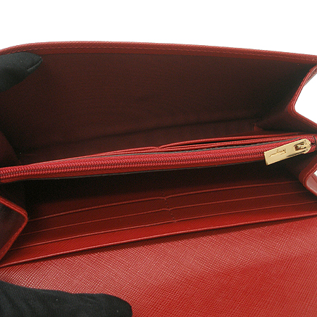 Ferragamo(��󰡸�) 22A994 ���� ���ǾƳ� ���� ���� �ٶ� ��� ������ �̹���4 - ���̺��� �߰���ǰ