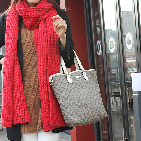 Gucci(����) 189896 GG�ΰ� PVC �ٰ� ��Ʈ�� [�̾�������] �̹���7 - ���̺��� �߰���ǰ