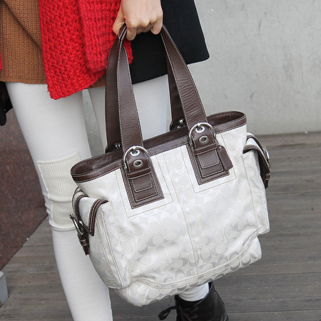 Coach(��ġ) �ñ׳��� ���� ���� �к긯 ��Ʈ�� �̹���7 - ���̺��� �߰���ǰ