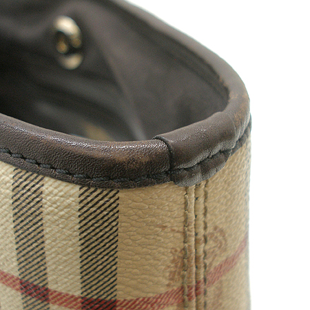 Burberry(������) Ŭ����üũ PVC ��ũ���� ��Ʈ�� [��������] �̹���5 - ���̺��� �߰���ǰ