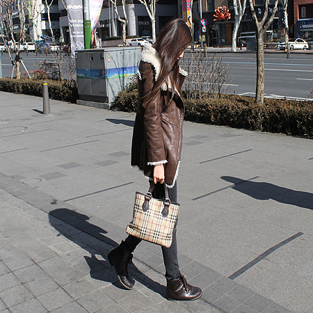 Burberry(������) Ŭ����üũ PVC ��ũ���� ��Ʈ�� [��������] �̹���6 - ���̺��� �߰���ǰ