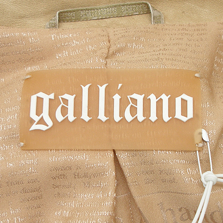 John Galliano(�� �����Ƴ�) �簡�� ���� �̹���5 - ���̺��� �߰���ǰ
