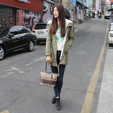 Coach(��ġ) �ñ׳�ó �ڰ��� ����� �̹���6 - ���̺��� �߰���ǰ