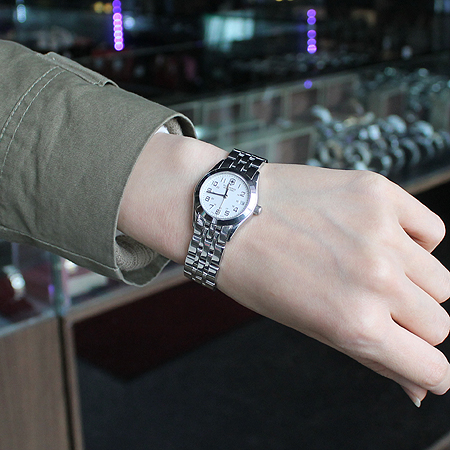 VICTORINOX (���丮�콺) V25663   ��ƿ ������ �ð� �̹���6 - ���̺��� �߰���ǰ