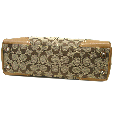 Coach(��ġ) �ñ׳�ó �ڰ��� ����ΰ� ��Ʈ�� �̹���4 - ���̺��� �߰���ǰ
