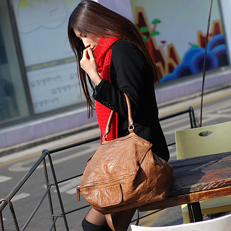 GIVENCHY(�����) ī�� ���� �ǵ��� L ������ 2WAY �̹���6 - ���̺��� �߰���ǰ