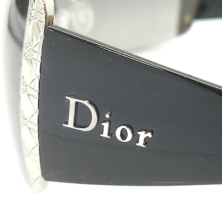 Dior(ũ����î���) DIORISSI ���� ��� ���۶� �̹���5 - ���̺��� �߰���ǰ