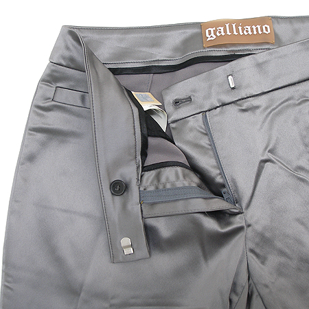 John Galliano(�� �����Ƴ�) ���� �̹���5 - ���̺��� �߰���ǰ