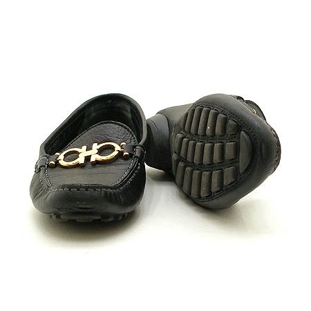 Ferragamo(��󰡸�) ���� ��ġ�� �ΰ� ���� �̹���3 - ���̺��� �߰���ǰ