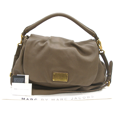 Marc_by MarcJacobs(��ũ���� ��ũ�����߽�) Classic Q Little Ukita Calfskin ��ÿ�� 2WAY [��������] �̹���2 - ���̺��� �߰���ǰ