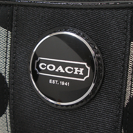 Coach(��ġ) 17439 �ñ׳�ó �ڰ��� ���� ��Ƽġ 2WAY �̹���4 - ���̺��� �߰���ǰ