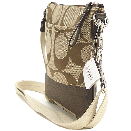 Coach(��ġ) 42619 �ñ׳�ó �ڰ��� ũ�ν��� �̹���2 - ���̺��� �߰���ǰ