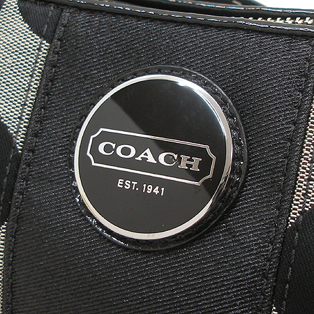 Coach(��ġ) 17439 �ñ׳�ó �ڰ��� ���� ��Ƽġ 2WAY �̹���4 - ���̺��� �߰���ǰ