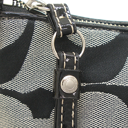 Coach(��ġ) 17439 �ñ׳�ó �ڰ��� ���� ��Ƽġ 2WAY �̹���5 - ���̺��� �߰���ǰ