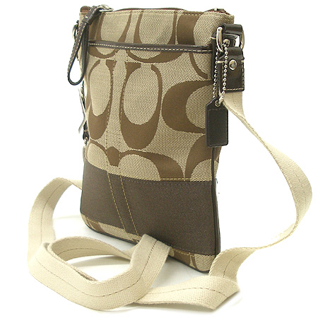 Coach(��ġ) 42619 �ñ׳�ó �ڰ��� ũ�ν��� �̹���2 - ���̺��� �߰���ǰ