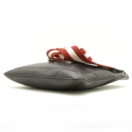 Bally(�߸�) �Ｑ ���� ũ�ν��� �̹���4 - ���̺��� �߰���ǰ