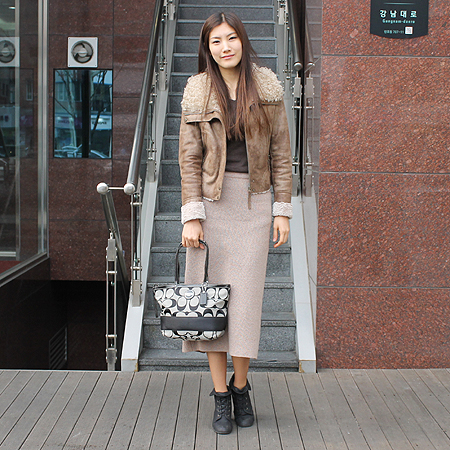 Coach(��ġ) 17433 �ñ׳�ó �ڰ��� ����� �̹���6 - ���̺��� �߰���ǰ