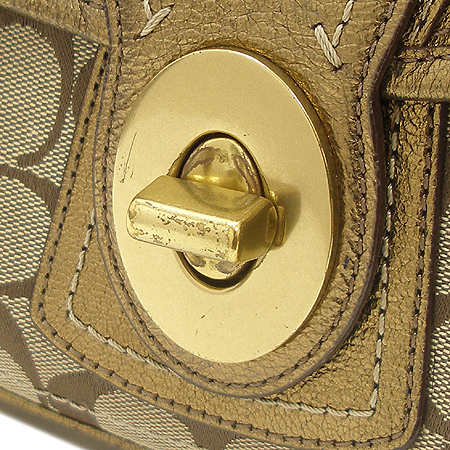 Coach(��ġ) �ñ׳��� ��� ��Ż�� ����� �̹���4 - ���̺��� �߰���ǰ