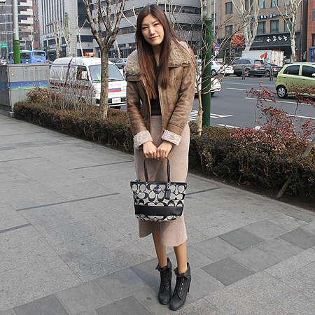 Coach(��ġ) 17433 �ñ׳�ó �ڰ��� ����� �̹���7 - ���̺��� �߰���ǰ