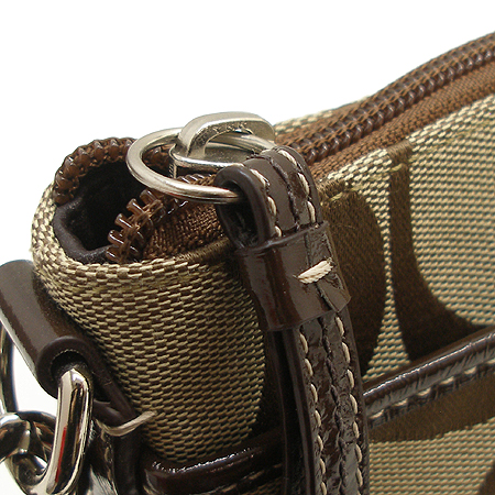 Coach(��ġ) 42619 �ñ׳�ó �ڰ��� ũ�ν��� �̹���5 - ���̺��� �߰���ǰ