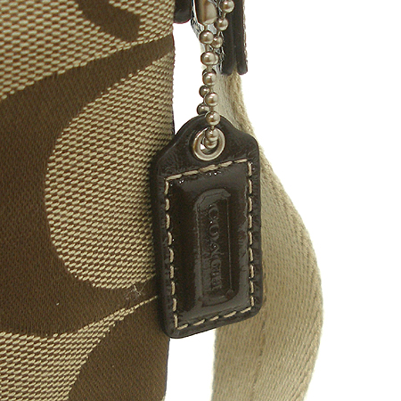 Coach(��ġ) 42619 �ñ׳�ó �ڰ��� ũ�ν��� �̹���3 - ���̺��� �߰���ǰ