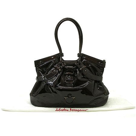 Ferragamo(��󰡸�) 21 A379 ��ġ�� ��� �Ƹ����� ���̴�Ʈ ����� �̹���2 - ���̺��� �߰���ǰ