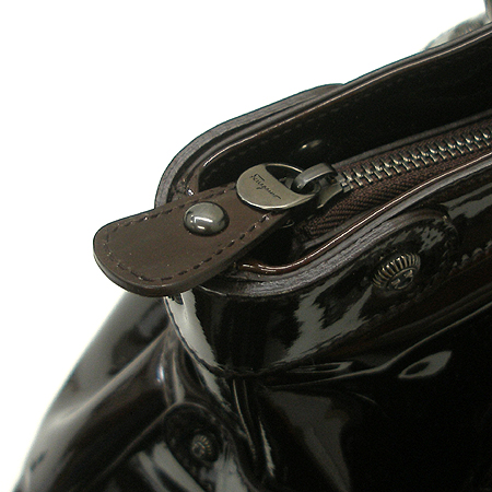 Ferragamo(��󰡸�) 21 A379 ��ġ�� ��� �Ƹ����� ���̴�Ʈ ����� �̹���5 - ���̺��� �߰���ǰ