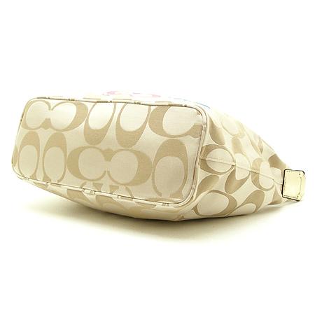 Coach(��ġ) �ñ׳��� ��Ƽ ȣ�� ����� �̹���4 - ���̺��� �߰���ǰ