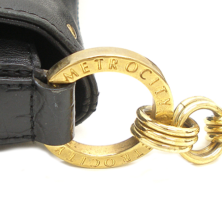 Metrocity(��Ʈ�ν�Ƽ) �������� ����ΰ� ü�� ����� �̹���4 - ���̺��� �߰���ǰ