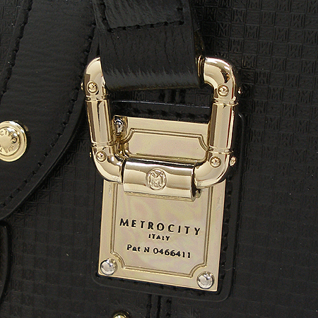 Metrocity(��Ʈ�ν�Ƽ) �������� ����ΰ���� ��Ʈ�� �̹���4 - ���̺��� �߰���ǰ