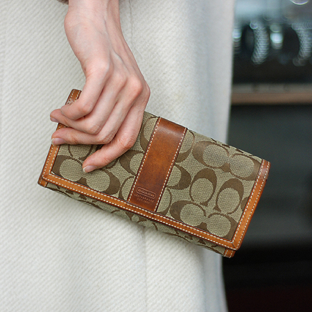Coach(��ġ) �ñ׳��� ������ �̹���6 - ���̺��� �߰���ǰ
