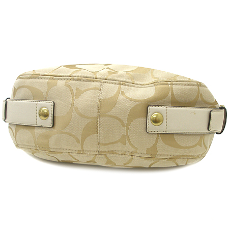 Coach(��ġ) 12674 �ñ׳��� ���̺������� ȥ�� ȣ�� ����� �̹���5 - ���̺��� �߰���ǰ