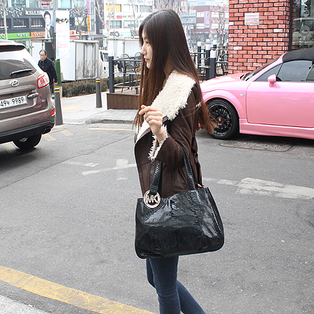 MICHAELKORS(����Ŭ �ھ) ���� �ΰ� ��� �Ǿ� ���� ���̴�Ʈ ����� [��������] �̹���7 - ���̺��� �߰���ǰ