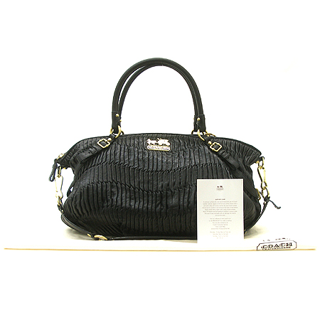 Coach(��ġ) 15947 �ŵ� ���� ���Ǿ� ��Ʈ�� + ��� ��Ʈ�� �̹���2 - ���̺��� �߰���ǰ