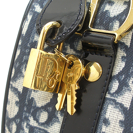 Dior(ũ����î���) �ΰ� PVC ���̴�Ʈ Ʈ���� ������ ��Ʈ�� �̹���4 - ���̺��� �߰���ǰ