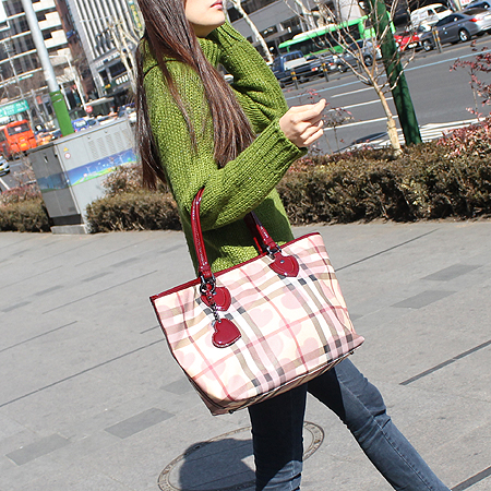 Burberry(������) ��� üũ ��Ʈ ��� ���� ��Ʈ�� �̹���6 - ���̺��� �߰���ǰ