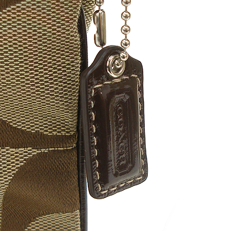Coach(��ġ) 42619 �ñ׳�ó �ڰ��� ũ�ν��� �̹���4 - ���̺��� �߰���ǰ