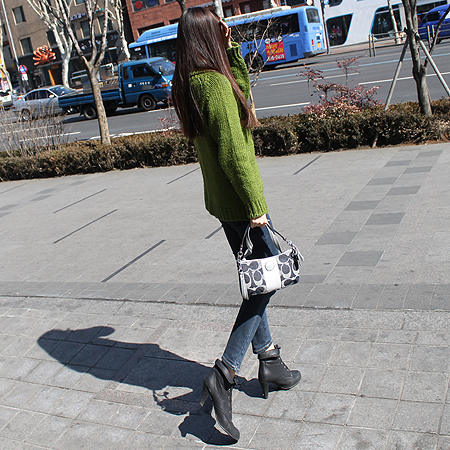 Coach(��ġ) 17439 �ñ׳�ó �ڰ��� �ǹ� ��Ƽġ 2WAY �̹���7 - ���̺��� �߰���ǰ