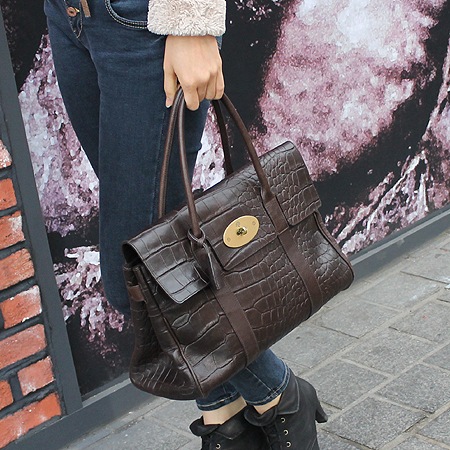 MULBERRY(�ֹ���) HH7518 ���ݷ� ũ��Ŀ���� ���� ���̽����� �ɳ� M ������ ��Ʈ�� [��������] �̹���7 - ���̺��� �߰���ǰ