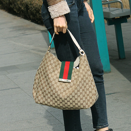 Gucci(����) 211933 GG�ΰ� �ڰ��� ��� ��Ʈ�� ����� [��������] �̹���7 - ���̺��� �߰���ǰ