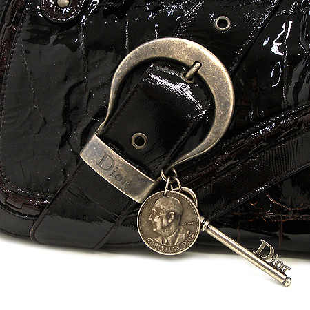 Dior(ũ����î���) CPP44937 ũ��Ŀ���� ���� ���̴�Ʈ ������ ��Ʈ�� �̹���4 - ���̺��� �߰���ǰ
