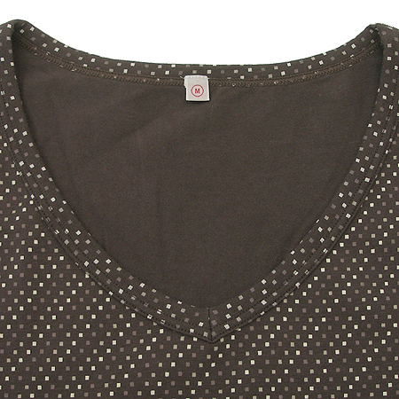 UNIQLO(����Ŭ��) ���ǽ� �̹���2 - ���̺��� �߰���ǰ